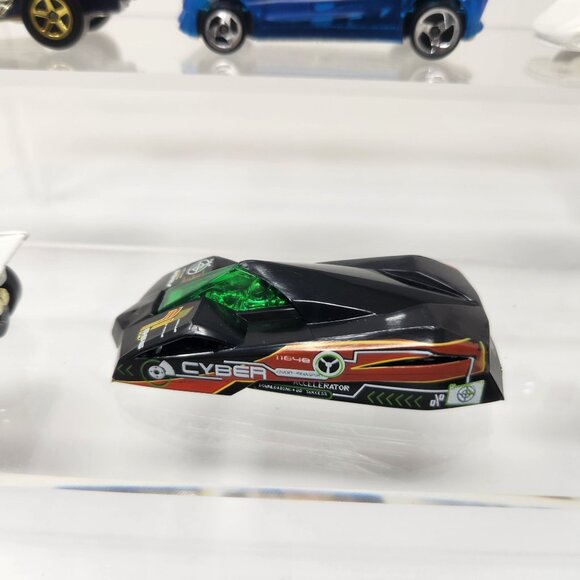 Hotwheels Diecast Cars Lot of (9) 1/64 (ne) - Picture 10 of 11